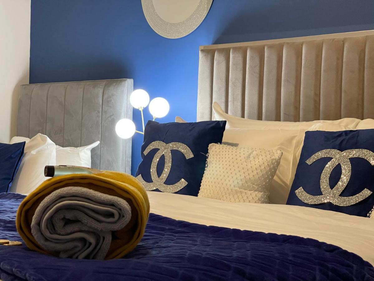Hla Holytown Appartement Mossend Buitenkant foto