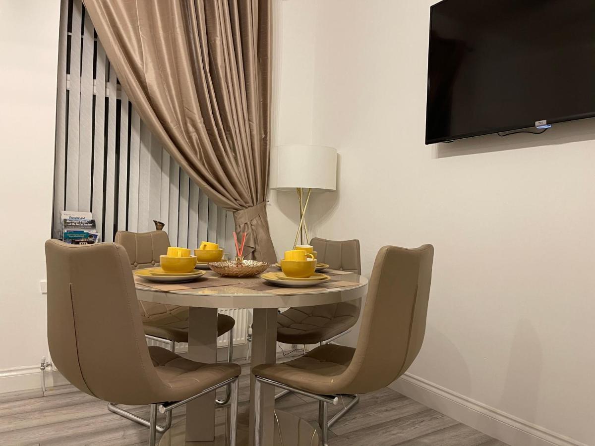Hla Holytown Appartement Mossend Buitenkant foto